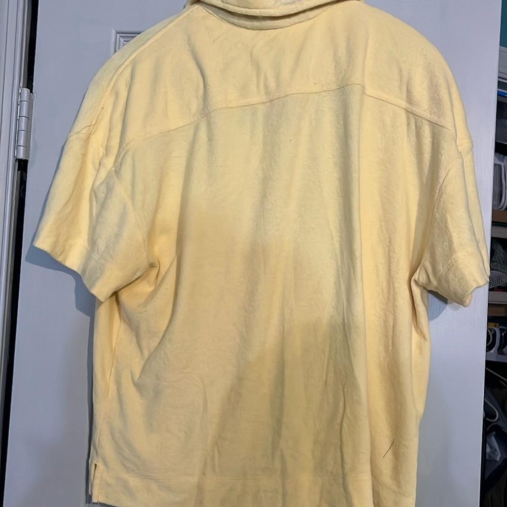 NWT! Ascot + Hart Button-Front Short Sleeve Graphic T-Shirt - Picture 6 of 9